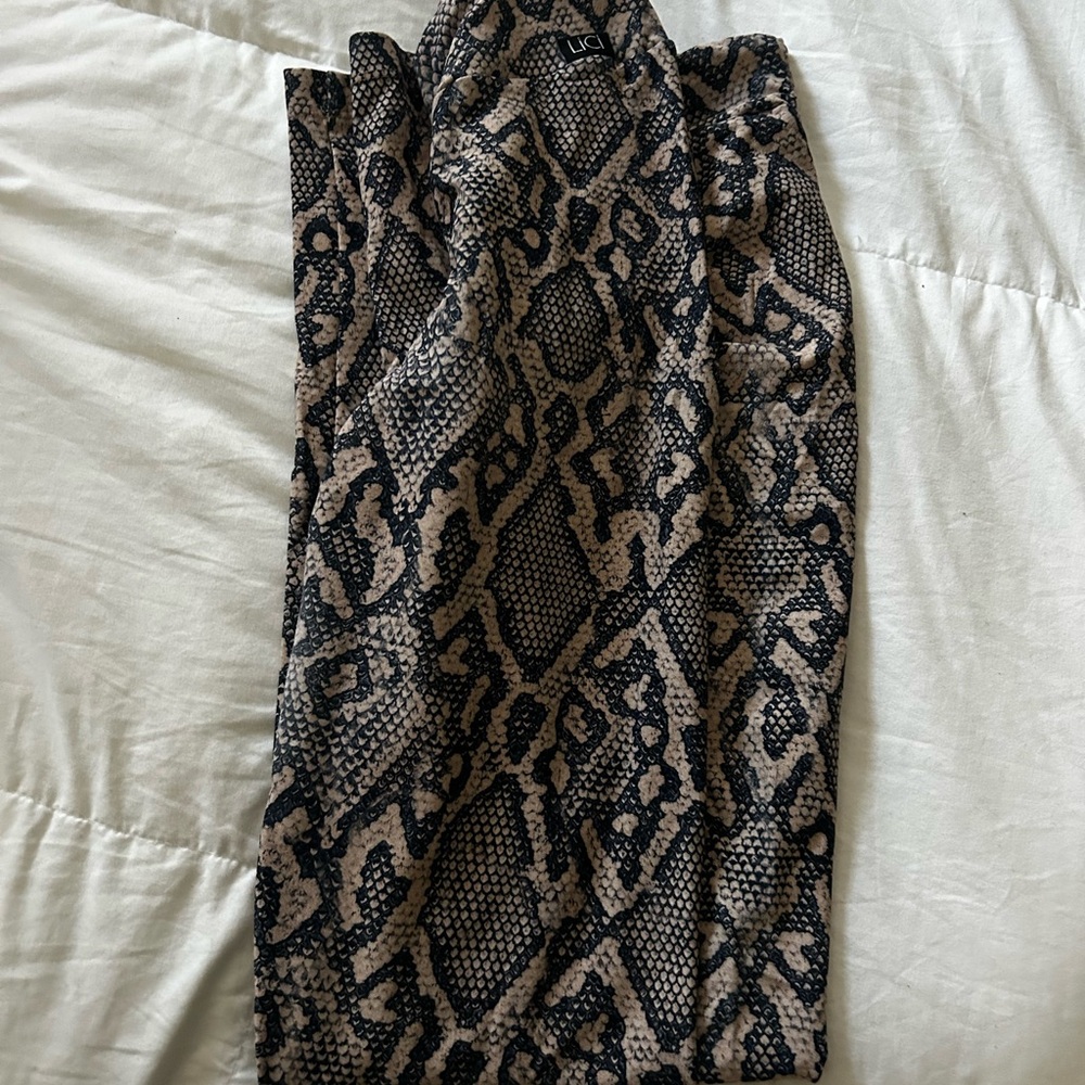 LiCifit Leggings - Picture 3 of 3
